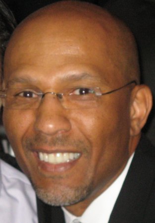 Larry Robertson Profile Photo